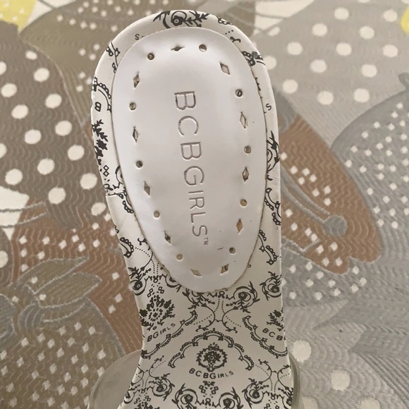 BCBGirls-Clear/White-Heels-Size 6.5 - Picture 5 of 14